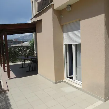 With Big Terrace 3 Apartment